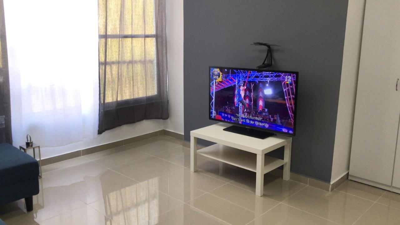 Isramax Apartment Near The Beach. Bat Yam Exterior foto